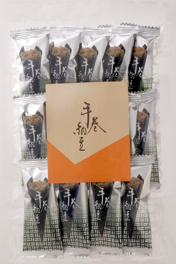 手巻納豆（13本入り）…648円（松福）