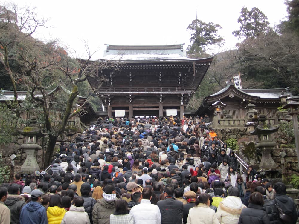 伊奈波神社の初詣の様子